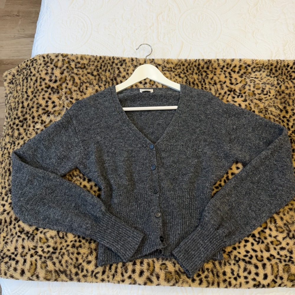 Wilfred Charcoal Gray Camila Cardigan